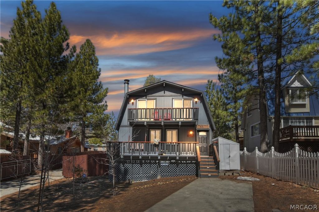 Photo of 40138 Hillcrest Drive, Big Bear Lake, CA 92315 (MLS # 32600512)