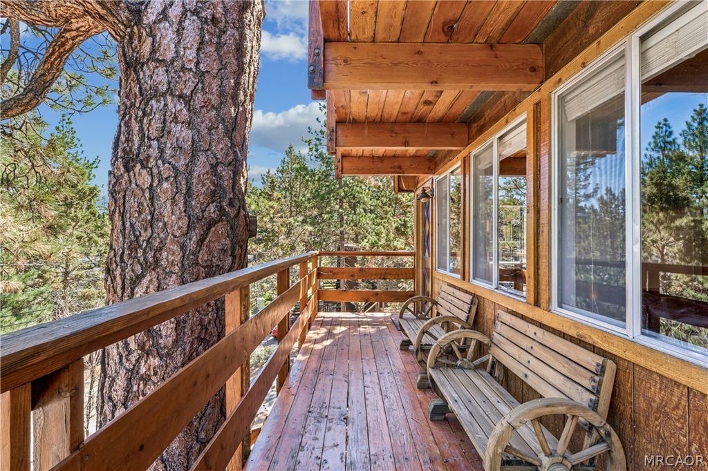 Photo of 108 W Aeroplane Boulevard, Big Bear City, CA 92314 (MLS # 32600764)