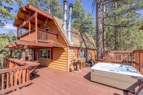 Photo of 44185 Timron Lane, Sugarloaf, CA 92386 (MLS # 32502670)