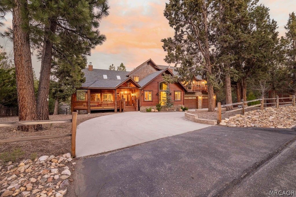 Photo of 1046 Heritage Trail, Big Bear City, CA 92314 (MLS # 32600593)