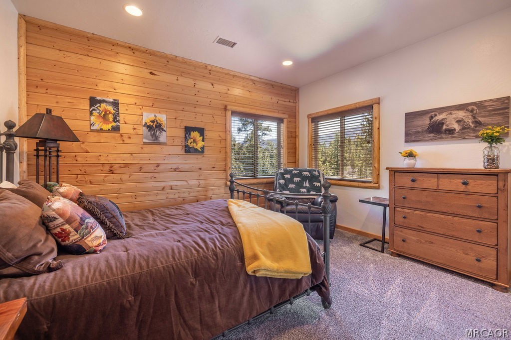 Big Bear City, California, 92314, United States, 5 Bedrooms Bedrooms, ,5 BathroomsBathrooms,Residential,Active,2028773