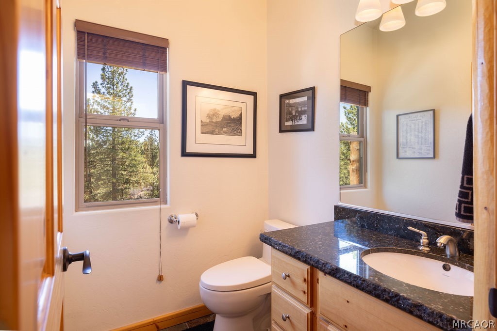 Big Bear City, California, 92314, United States, 5 Bedrooms Bedrooms, ,5 BathroomsBathrooms,Residential,Active,2028773