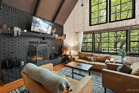 Photo of 1160 W Alta Vista Avenue, Big Bear City, CA 92314 (MLS # 32500429)