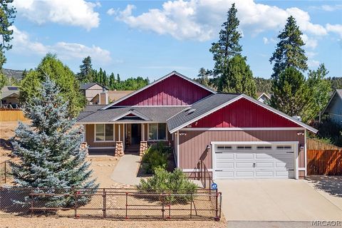 Photo of 435 Wagon Wheel Road, Big Bear City, CA 92314 (MLS # 32600607)