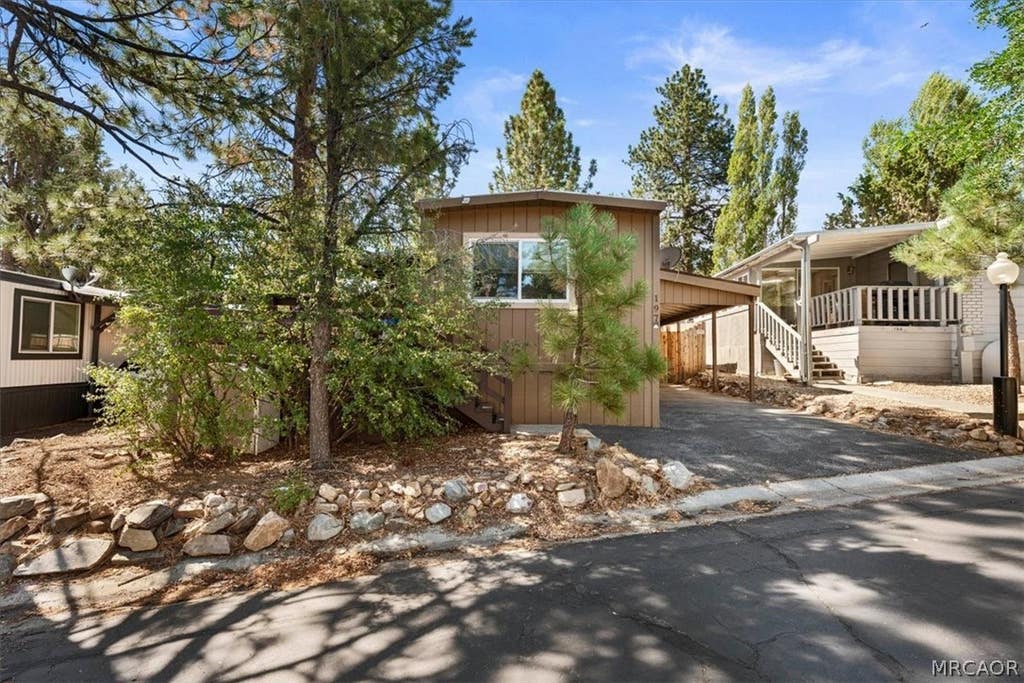 Photo of 391 Montclair Drive #197, Big Bear City, CA 92314 (MLS # 32601833)