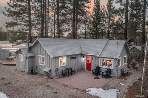 Photo of 644 Marin Road, Big Bear Lake, CA 92315 (MLS # 32600413)