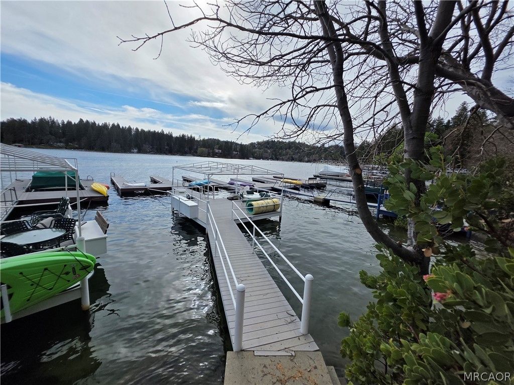 Photo of N412 North Shore #A, Lake Arrowhead, CA 92352 (MLS # 32600651)