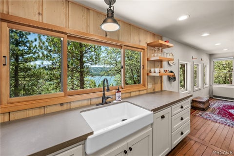 Photo of 391 Pine Hill Drive, Fawnskin, CA 92333 (MLS # 32601772)