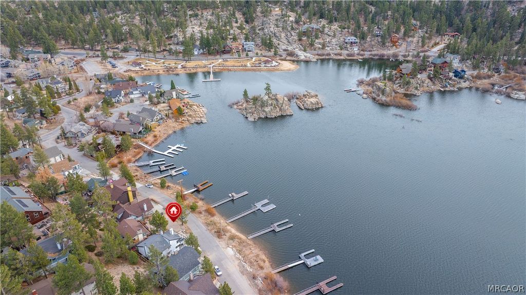 Photo of 38994 Willow Landing Road, Big Bear Lake, CA 92315 (MLS # 32600270)