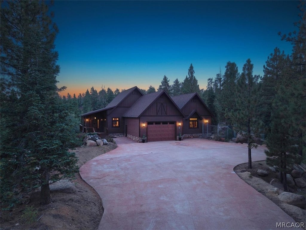 Photo of 32311 Rim Of The World Drive, Fawnskin, CA 92333 (MLS # 32602191)