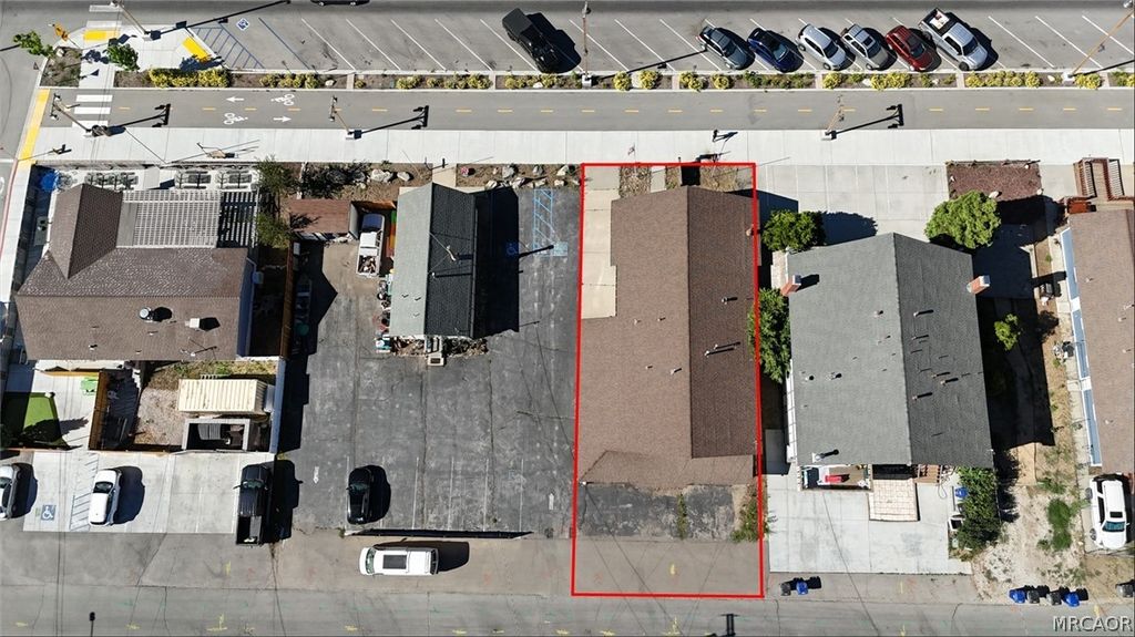 Photo of 42592 Moonridge Road, Big Bear Lake, CA 92315 (MLS # 32600542)