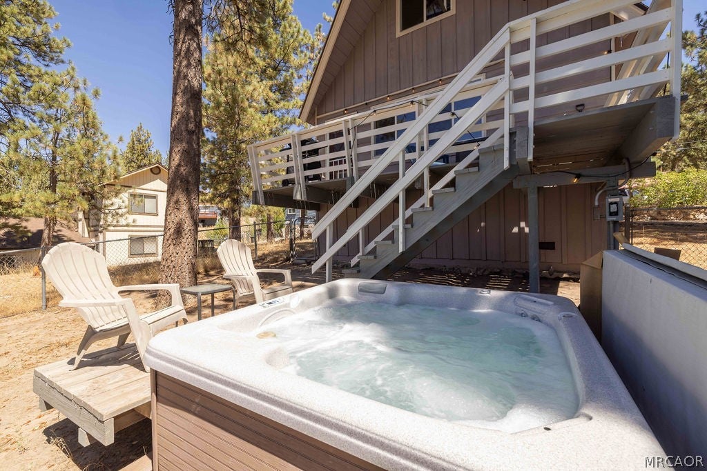 Photo of 422 Dixie Lane, Big Bear Lake, CA 92315 (MLS # 32602056)