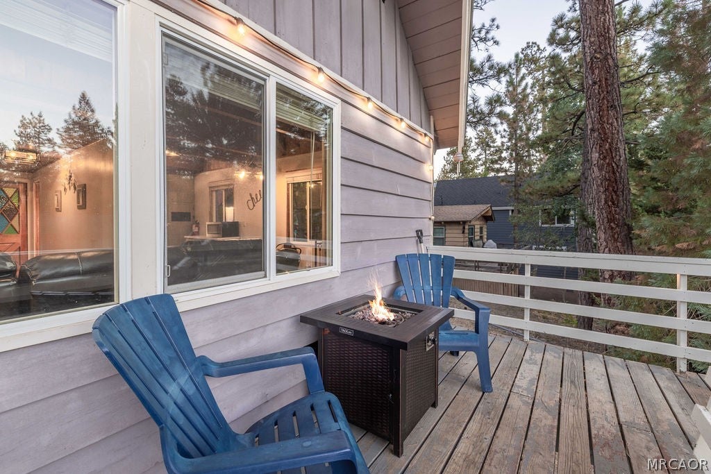 Photo of 422 Dixie Lane, Big Bear Lake, CA 92315 (MLS # 32602056)