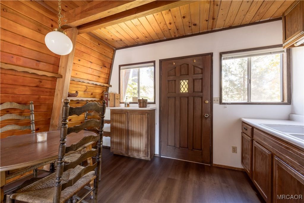Photo of 1011 Butte Ave, Big Bear City, CA 92314 (MLS # 32502469)