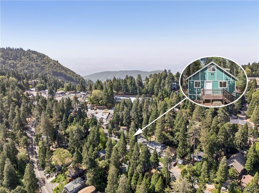 Photo of 794 Woodland Road, Crestline, CA 92325 (MLS # 32600896)