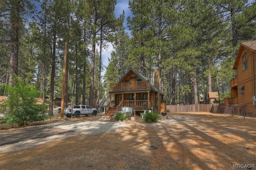 Photo of 459 Jeffries Road, Big Bear Lake, CA 92315 (MLS # 32601901)