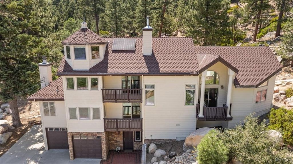 Photo of 38512 North Shore Drive, Big Bear City, CA 92333 (MLS # 32501799)