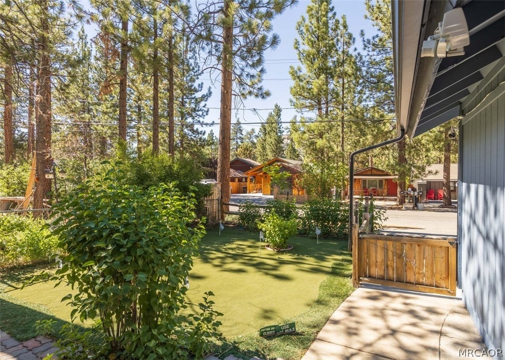 Photo of 620 Elysian Boulevard, Big Bear City, CA 92314 (MLS # 32601628)