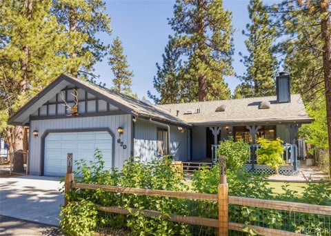 Photo of 620 Elysian Boulevard, Big Bear City, CA 92314 (MLS # 32601628)