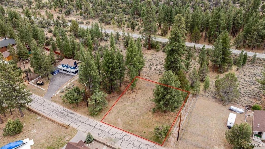 Photo of 46861 Skyview Dr. Drive, Big Bear City, CA 92314 (MLS # 32500885)