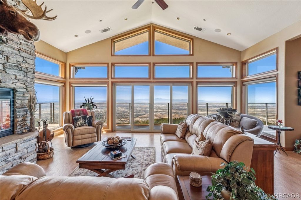 Photo of 24143 Rockview Drive, Crestline, CA 92325 (MLS # 32601248)