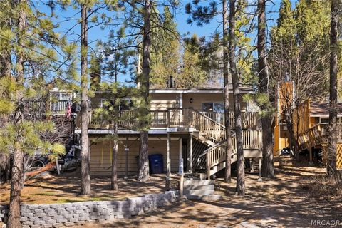 Photo of 42792 Conifer Drive, Big Bear Lake, CA 92315 (MLS # 32600469)