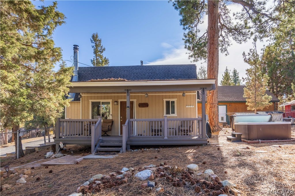 Photo of 188 Imperial Avenue, Sugarloaf, CA 92386 (MLS # 32602025)