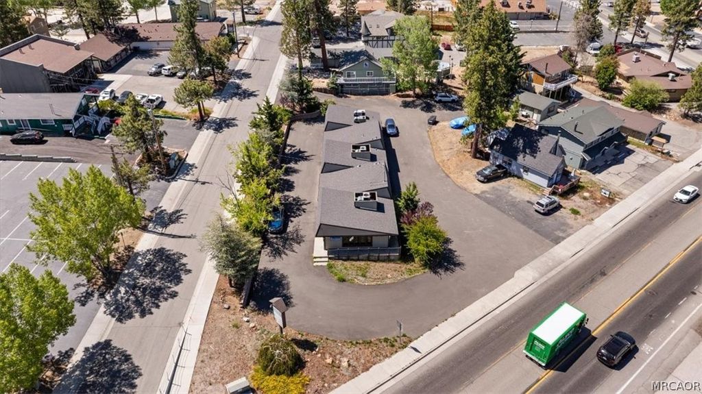 Photo of 40585 Big Bear Boulevard, Big Bear Lake, CA 92315 (MLS # 32601288)