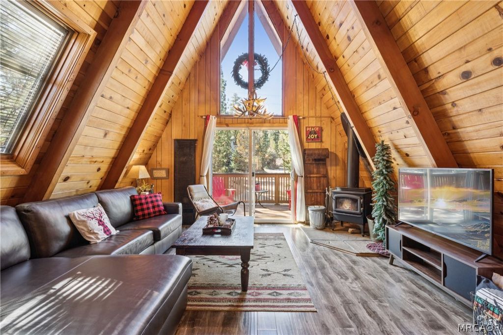 Photo of 101 W Rainbow Boulevard, Big Bear City, CA 92314 (MLS # 32600665)