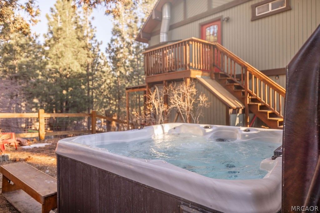 Photo of 42788 Monterey Street, Big Bear Lake, CA 92315 (MLS # 32600418)