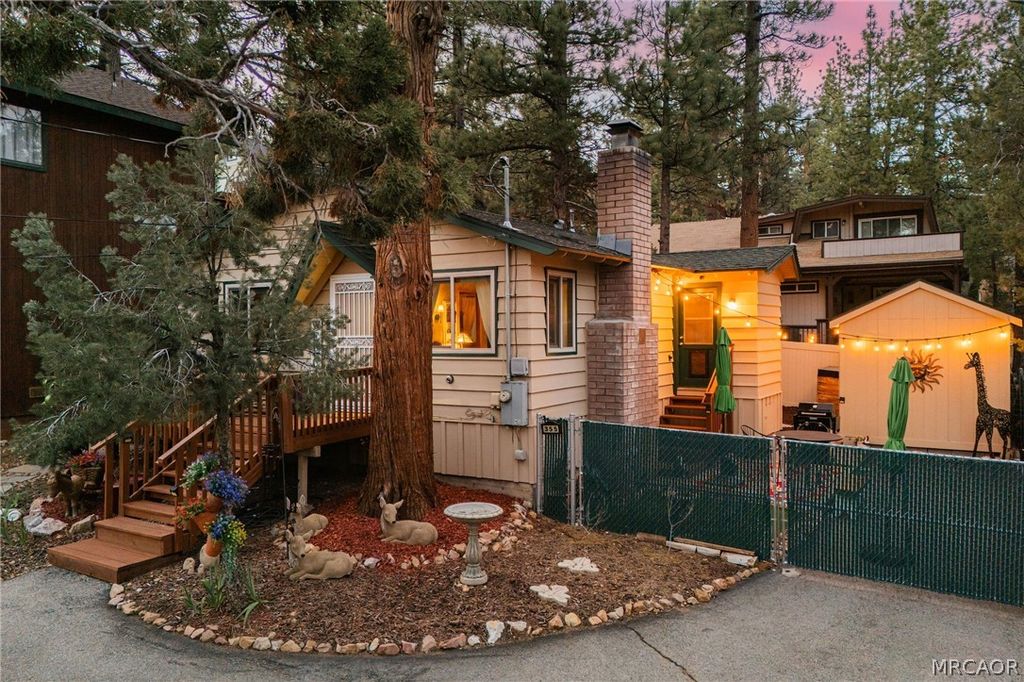 Photo of 355 Cinderella Drive, Big Bear City, CA 92314 (MLS # 32601020)