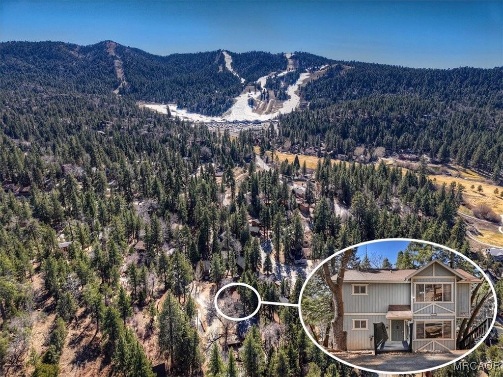 Photo of 43215 Sunset Drive, Big Bear Lake, CA 92315 (MLS # 32600213)