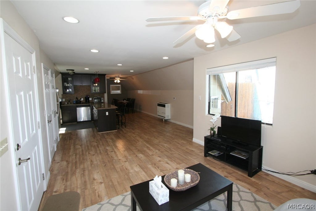 Photo of 118 W Sherwood Boulevard, Big Bear City, CA 92314 (MLS # 32602333)
