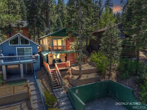 Photo of 42979 Fern Avenue, Big Bear Lake, CA 92315 (MLS # 32601112)