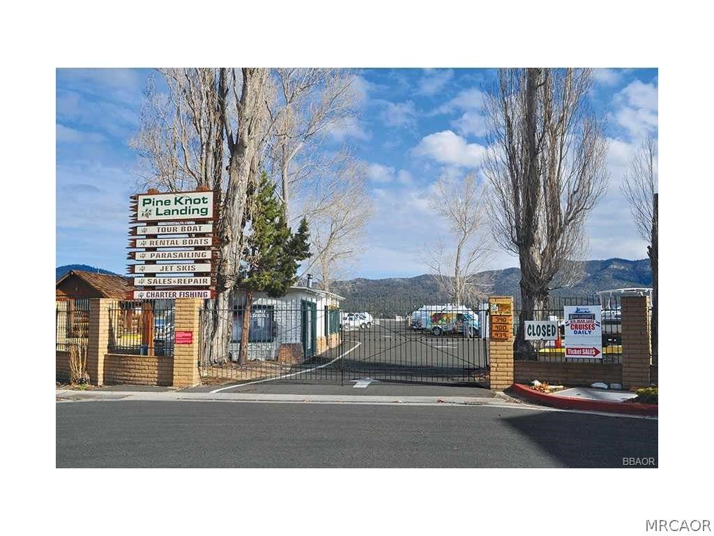 Photo of 400 Pine Knot Boulevard #C60, Big Bear Lake, CA 92315 (MLS # 32600444)
