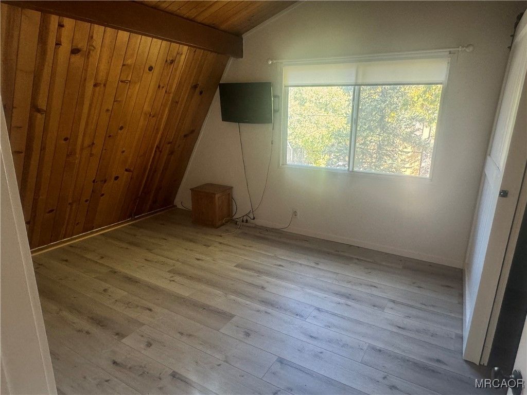 Photo of 672 Holmes Lane, Sugarloaf, CA 92386 (MLS # 32502506)