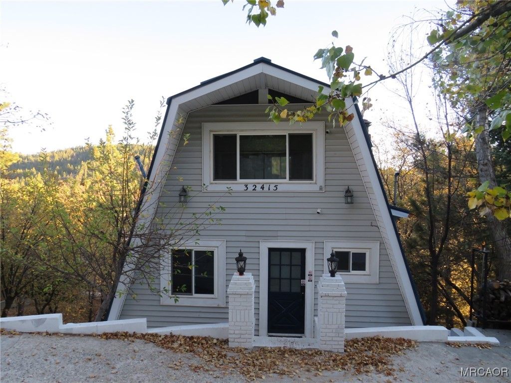 Photo of 32415 Scandia Drive, Running Springs, CA 92382 (MLS # 32502635)