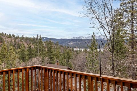 Photo of 1179 Ridge Road, Fawnskin, CA 92333 (MLS # 32600235)