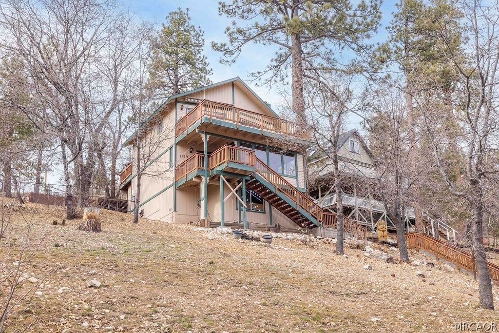 Photo of 1179 Ridge Road, Fawnskin, CA 92333 (MLS # 32600235)