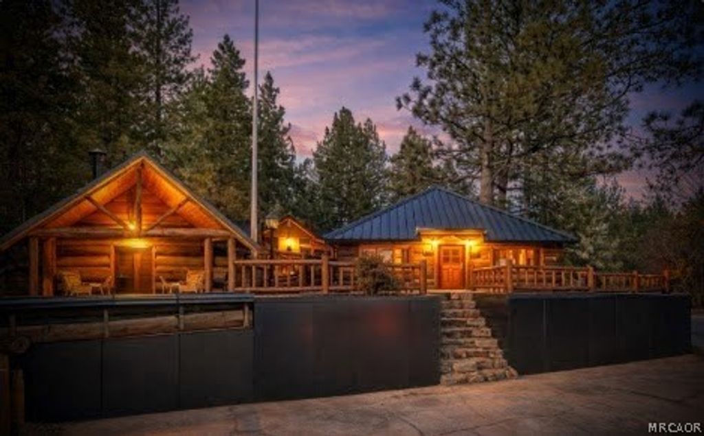 Photo of 39056 Willow Landing Road, Big Bear Lake, CA 92315 (MLS # 32600266)
