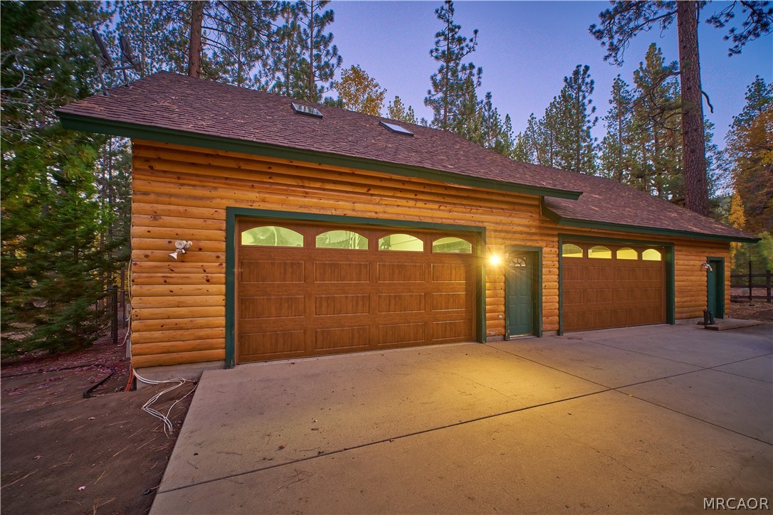 Big Bear Lake, California, 92315, United States, 5 Bedrooms Bedrooms, ,6 BathroomsBathrooms,Residential,Active,2035113
