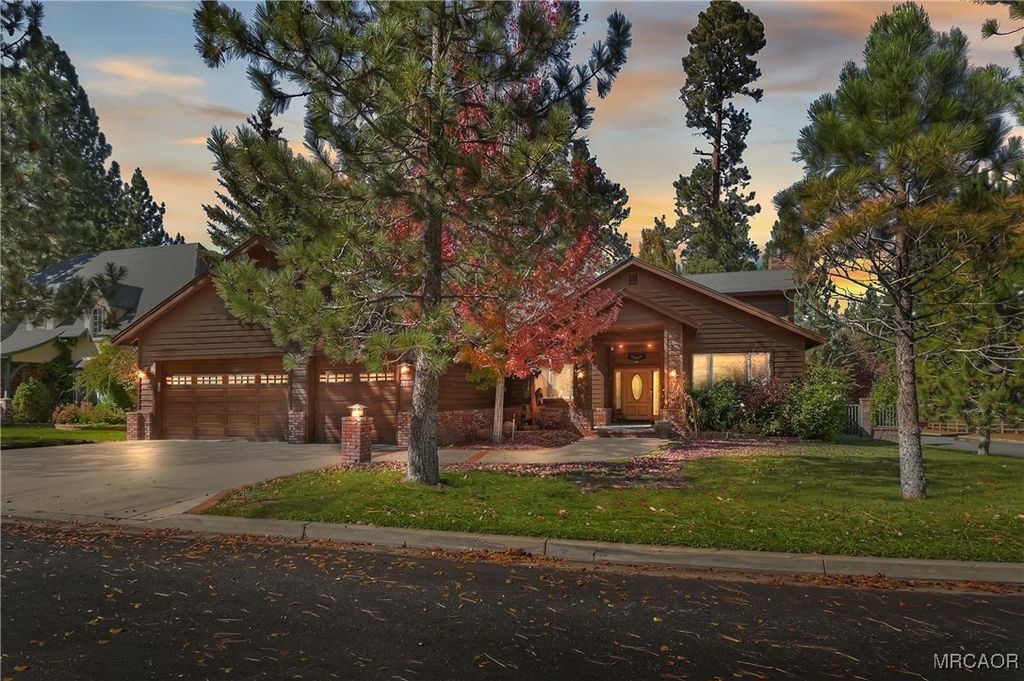 Photo of 41598 Stone Bridge Road, Big Bear Lake, CA 92315 (MLS # 32502467)