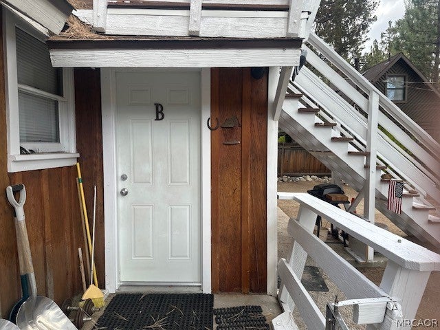 Photo of 1146 Navajo Street #B, Fawnskin, CA 92333 (MLS # 32602338)