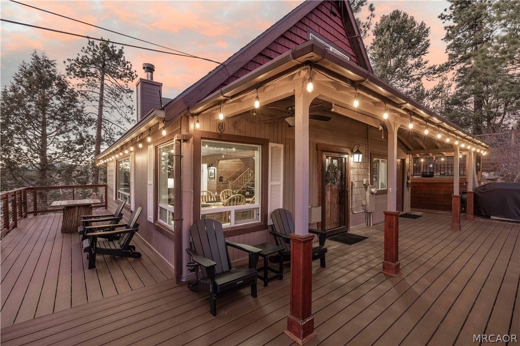 Photo of 42948 Moonridge Road, Big Bear Lake, CA 92315 (MLS # 32600263)