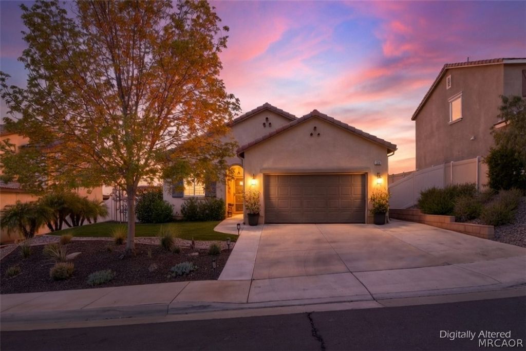 Photo of 14231 Tuscany Place, Beaumont, CA 92223 (MLS # 32600815)
