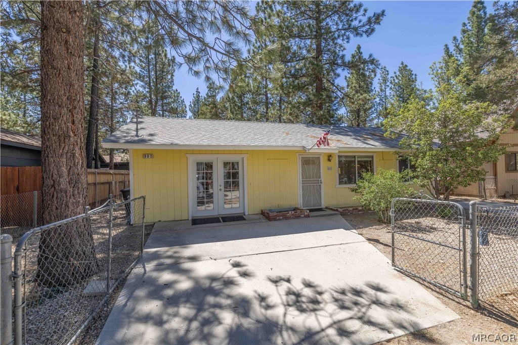 Photo of 863 B Lane, Big Bear City, CA 92314 (MLS # 32601300)