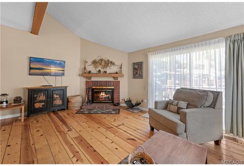 Photo of 755 Cienega Road #A, Big Bear Lake, CA 92315 (MLS # 32600558)