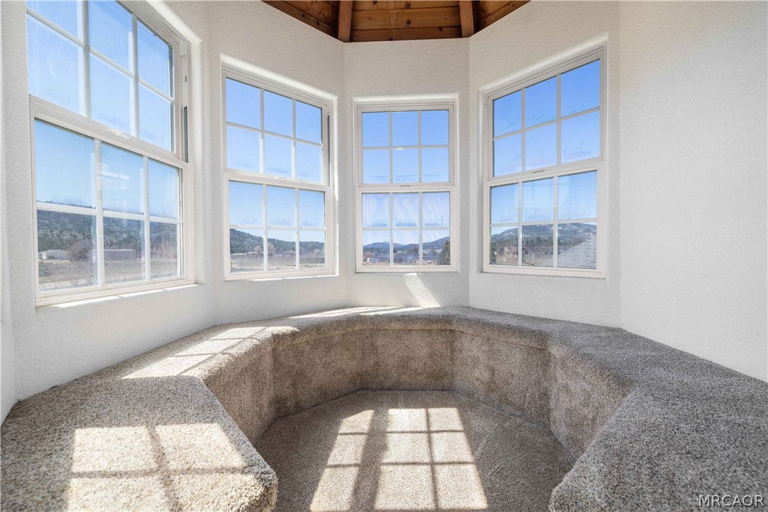 Big Bear City, California, 92314, United States, 5 Bedrooms Bedrooms, ,4 BathroomsBathrooms,Residential,Active,2025215
