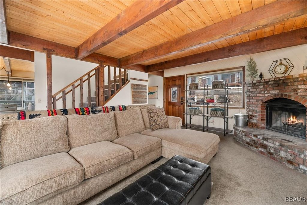 Photo of 43289 Shasta Road, Big Bear Lake, CA 92315 (MLS # 32501165)