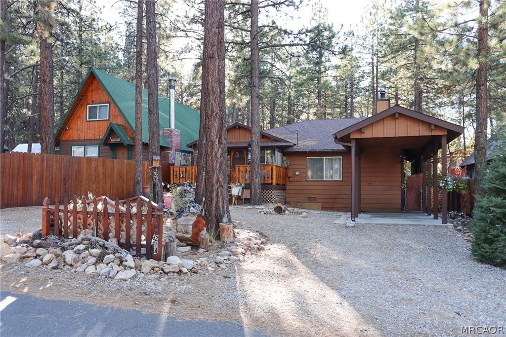 Photo of 214 Pine Lane, Sugarloaf, CA 92386 (MLS # 32602364)
